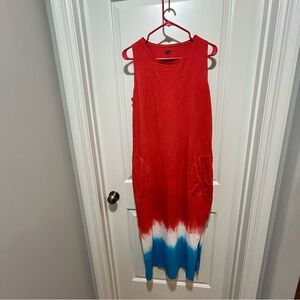 Lands' End women’s size M maxi dress sleeveless. Like New. 2 pockets. Tri color.